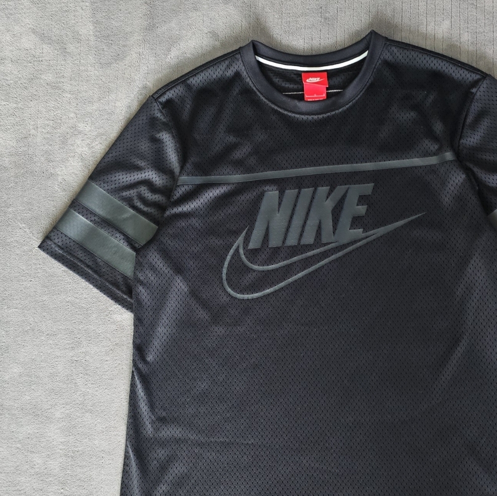 Nike Women's Black Mesh Jersey Size Small - Picture 2 of 10